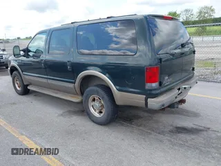 2002 Ford Excursion Limited с VIN 1FMNU43S42ED22009, выставлен на аукционе IAAI как лот 42850001 с пробегом 132 395 миль миль и . История ставок и продаж доступна на DreamBid. Изображение 3.