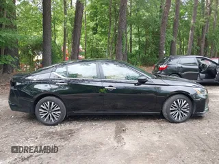2024 Nissan Altima SV with VIN 1N4BL4DV4RN385761, listed as a IAAI auction lot 42453967 with 23,316 mi miles and . Bid and sale history available at DreamBid. Image 14.