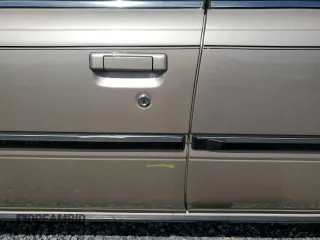1991 Toyota Camry DLX z VIN 4T1SV21E5MU415356, wystawiony jako Copart lot #74465914 z przebiegiem 74 592 mil mil oraz Szkoda całkowita • Salvage title. Historia ofert i sprzedaży dostępna na DreamBid. Obrazek 12.