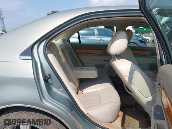 2009 Lincoln MKZ with VIN 3LNHM26T69R605122, listed as a IAAI auction lot 42580220 with 168,000 mi miles and . Bid and sale history available at DreamBid. Image 8.