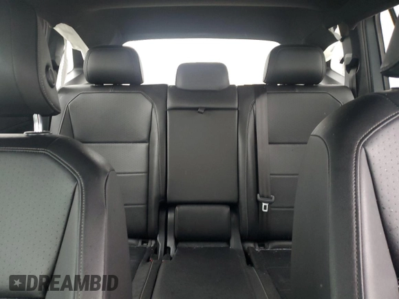 2020 Volkswagen Tiguan SE with VIN 3VV2B7AX6LM144405, listed as a Copart auction lot 49691665 with 53,857 mi miles and Clean Title. Bid and sale history available at DreamBid. Image 10.