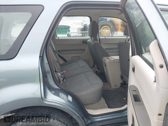 2010 Ford Escape XLS with VIN 1FMCU0C72AKC68835, listed as a IAAI auction lot 42387064 with 116,065 mi miles and . Bid and sale history available at DreamBid. Image 8.