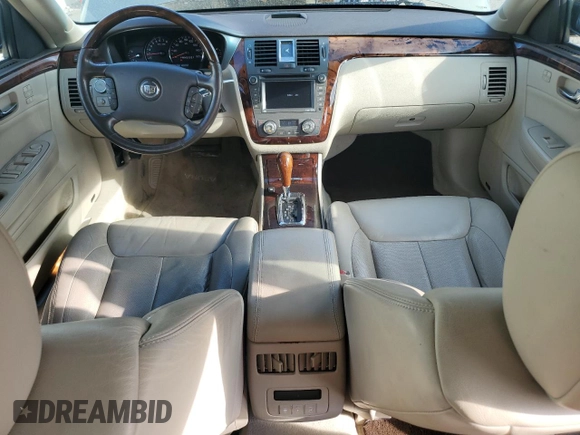 2011 Cadillac DTS Premium Collection z VIN 1G6KH5E66BU122663, wystawiony jako Copart lot #73112894 z przebiegiem 140 360 mil mil oraz Szkoda całkowita • Salvage title. Historia ofert i sprzedaży dostępna na DreamBid. Obrazek 8.
