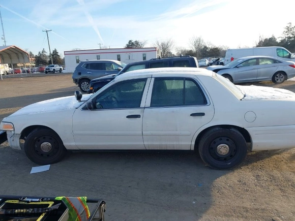 2008 Ford Police Interceptor with VIN 2FAFP71V18X103567, listed as a IAAI auction lot 41367687 with 159,389 mi miles. Bid and sale history available at carsss.com. Image 14.