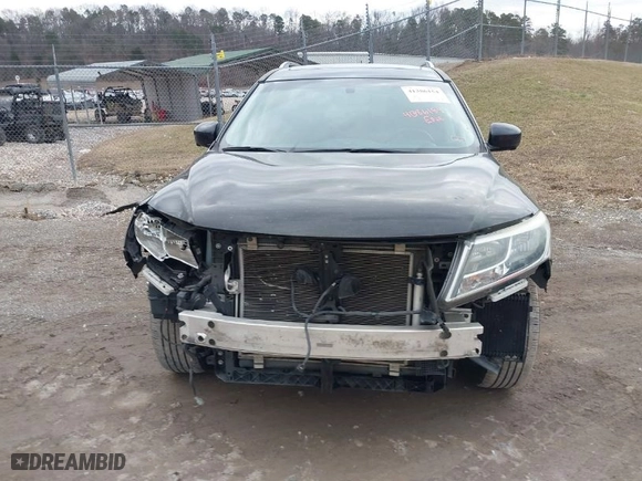 2014 Nissan Pathfinder Platinum with VIN 5N1AR2MM4EC621858, listed as a IAAI auction lot 41386154 with 131,975 mi miles. Bid and sale history available at carsss.com. Image 12.