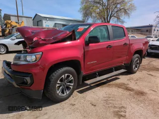 2021 Chevrolet Colorado 4WD Z71 z VIN 1GCGTDEN3M1294348, wystawiony jako Copart lot #50336825 z przebiegiem 83 831 mil mil oraz Szkoda całkowita • Salvage title. Historia ofert i sprzedaży dostępna na DreamBid. Obrazek 1.
