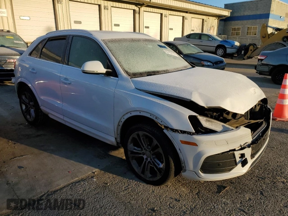 2017 Audi Q3 Premium Plus z VIN WA1JCCFSXHR005908, wystawiony jako Copart lot #83792114 z przebiegiem 139 843 mil mil oraz Szkody całkowita. Historia ofert i sprzedaży dostępna na DreamBid. Obrazek 4.