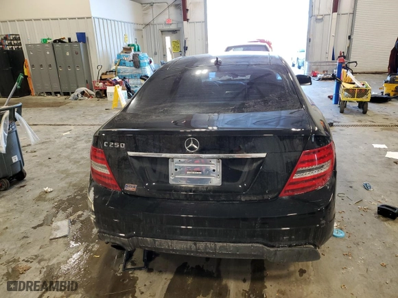 2015 Mercedes-Benz C-Class C 250 with VIN WDDGJ4HBXFG402218, listed as a Copart auction lot 45264425 with 66,481 mi miles and Non Repairable. Bid and sale history available at carsss.com. Image 6.
