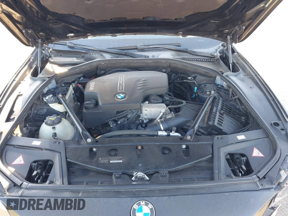 2015 BMW 5 Series 528i xDrive with VIN WBA5A7C52FD624898, listed as a IAAI auction lot 41004092 with 99,668 mi miles and . Bid and sale history available at carsss.com. Image 10.