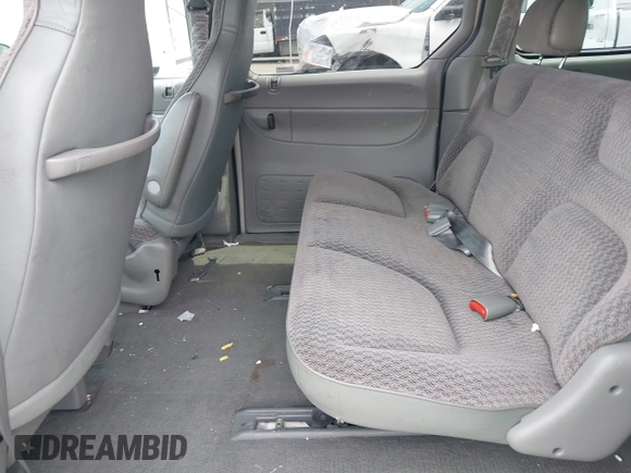 1999 Dodge Caravan with VIN 2B4GP25R4XR414599, listed as a IAAI auction lot 42238285 with 40,551 mi miles and . Bid and sale history available at DreamBid. Image 8.