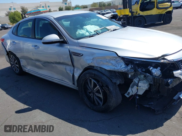 2019 Kia Optima LX with VIN 5XXGT4L3XKG355357, listed as a IAAI auction lot 41835587 with 70,802 mi miles. Bid and sale history available at carsss.com. Image 6.