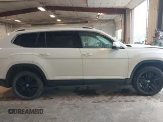 2018 Volkswagen Atlas SEL Premium with VIN 1V2NR2CA3JC594822, listed as a IAAI auction lot 42368854 with 60,688 mi miles and . Bid and sale history available at DreamBid. Image 14.