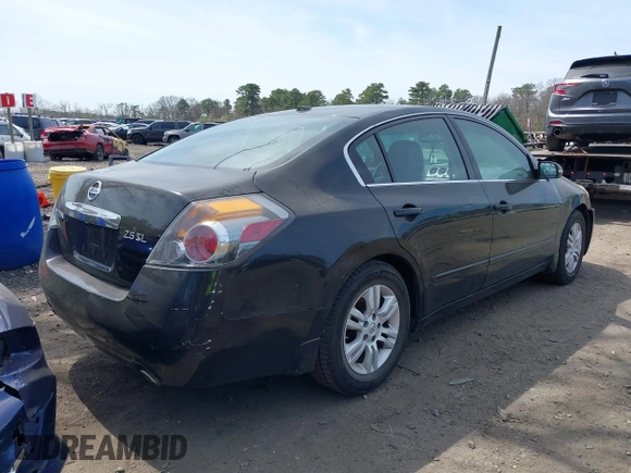 2011 Nissan Altima 2.5 S with VIN 1N4AL2AP8BN464636, listed as a IAAI auction lot 39147711 with 161,725 mi miles. Bid and sale history available at carsss.com. Image 4.