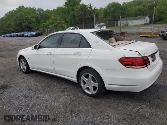 2014 Mercedes-Benz E 350 Luxury with VIN WDDHF8JB1EA814827, listed as a Copart auction lot 54830405 with 120,332 mi miles and Clean Title. Bid and sale history available at DreamBid. Image 2.