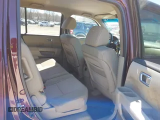 2011 Honda Pilot EX with VIN 5FNYF4H45BB063910, listed as a IAAI auction lot 41893578 with 221,918 mi miles. Bid and sale history available at carsss.com. Image 8.