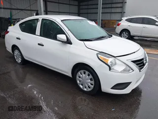 2017 Nissan Versa SV z VIN 3N1CN7AP9HL856143, wystawiony jako IAAI lot #42352993 z przebiegiem 139 952 mil mil oraz . Historia ofert i sprzedaży dostępna na DreamBid. Obrazek 1.