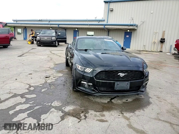 2017 Ford Mustang EcoBoost z VIN 1FA6P8TH2H5313240, wystawiony jako Copart lot #54560995 z przebiegiem 127 468 mil mil oraz Szkoda całkowita • Salvage title. Historia ofert i sprzedaży dostępna na DreamBid. Obrazek 13.