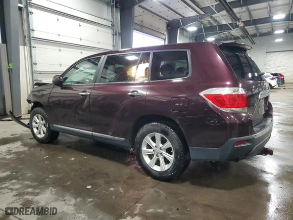2011 Toyota Highlander with VIN 5TDBK3EH7BS053667, listed as a Copart auction lot 82446274 with 198,690 mi miles and Salvage Title. Bid and sale history available at carsss.com. Image 2.