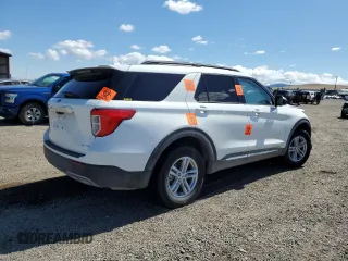 2024 Ford Explorer XLT with VIN 1FMSK8DH8RGA30655, listed as a Copart auction lot 53909485 with 0 mi miles and Salvage Title. Bid and sale history available at carsss.com. Image 3.