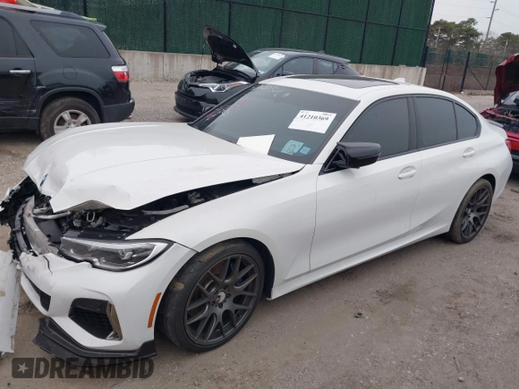2020 BMW 3 Series M340i with VIN WBA5U7C0XLA232275, listed as a IAAI auction lot 41210369 with 56,220 mi miles and . Bid and sale history available at DreamBid. Image 14.