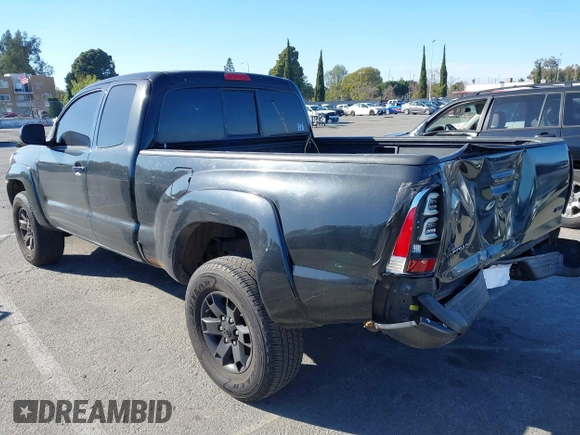 2007 Toyota Tacoma PreRunner with VIN 5TETU62NX7Z337556, listed as a IAAI auction lot 41664640 with 196,171 mi miles. Bid and sale history available at carsss.com. Image 3.