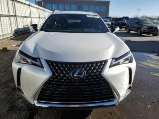 2021 Lexus UX 250h z VIN JTHP9JBH4M2038336, wystawiony jako Copart lot #49616235 z przebiegiem 20 939 mil mil oraz Szkoda całkowita • Salvage title. Historia ofert i sprzedaży dostępna na DreamBid. Obrazek 5.