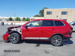 2017 Mitsubishi Outlander GT with VIN JA4JZ4AX8HZ032466, listed as a IAAI auction lot 42509591 with 42,153 mi miles and . Bid and sale history available at DreamBid. Image 14.