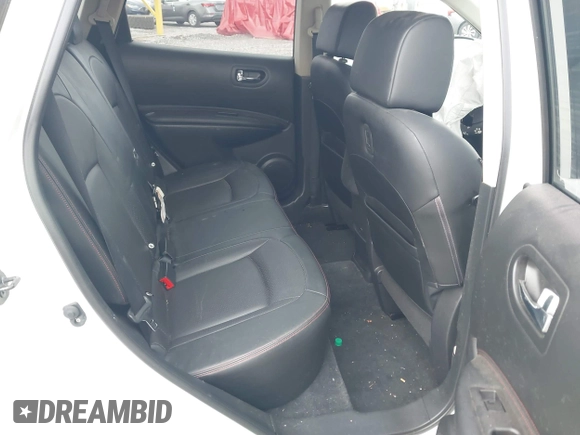 2011 Nissan Rogue S z VIN JN8AS5MV5BW263817, wystawiony jako IAAI lot #42171411 z przebiegiem 180 693 mil mil oraz . Historia ofert i sprzedaży dostępna na DreamBid. Obrazek 8.