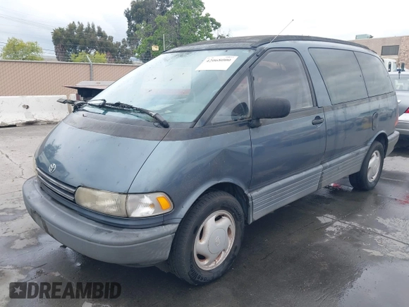 1991 Toyota Previa LE z VIN JT3AC12RXM1003215, wystawiony jako IAAI lot #42068000 z przebiegiem 127 150 mil mil oraz . Historia ofert i sprzedaży dostępna na DreamBid. Obrazek 2.