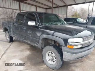 2002 Chevrolet Silverado 1500HD LS z VIN 1GCGC13U42F224303, wystawiony jako IAAI lot #41552523 z przebiegiem 190 742 mil mil oraz . Historia ofert i sprzedaży dostępna na DreamBid. Obrazek 1.