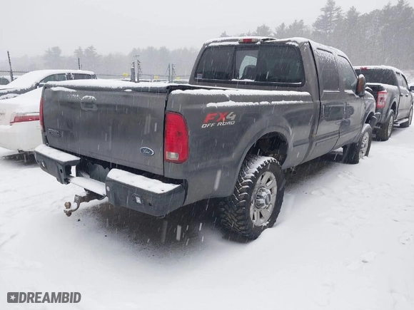 2004 Ford Super Duty F-250 XL with VIN 1FTNW21L84ED41731, listed as a IAAI auction lot 41495825 with 172,231 mi miles. Bid and sale history available at carsss.com. Image 4.