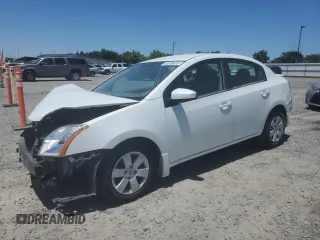 2012 Nissan Sentra S z VIN 3N1AB6AP5CL747200, wystawiony jako Copart lot #63530615 z przebiegiem 26 951 mil mil oraz Szkoda całkowita • Salvage title. Historia ofert i sprzedaży dostępna na DreamBid. Obrazek 1.