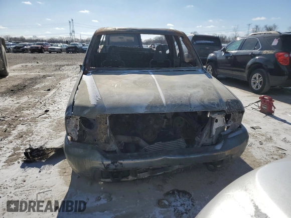 2000 Ford F-250 XL z VIN 1FTNX20F0YED45044, wystawiony jako Copart lot #41738605 z przebiegiem Nie podano mil oraz Szkoda całkowita • Salvage title. Historia ofert i sprzedaży dostępna na DreamBid. Obrazek 5.