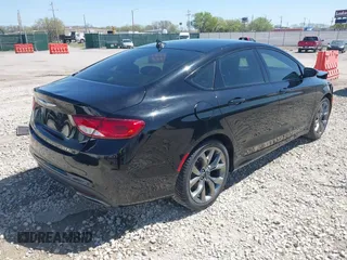 2016 Chrysler 200 S with VIN 1C3CCCBB5GN158260, listed as a IAAI auction lot 41981339 with 105,664 mi miles. Bid and sale history available at carsss.com. Image 4.