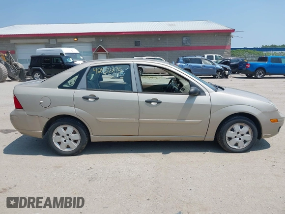 2007 Ford Focus S с VIN 1FAHP34N07W351509, выставлен на аукционе IAAI как лот 42438875 с пробегом 158 399 миль миль и . История ставок и продаж доступна на DreamBid. Изображение 14.