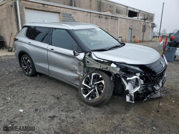 2023 Mitsubishi Outlander SEL with VIN JA4J4VA80PZ043358, listed as a Copart auction lot 44724815 with 21,932 mi miles and Salvage Title. Bid and sale history available at carsss.com. Image 4.