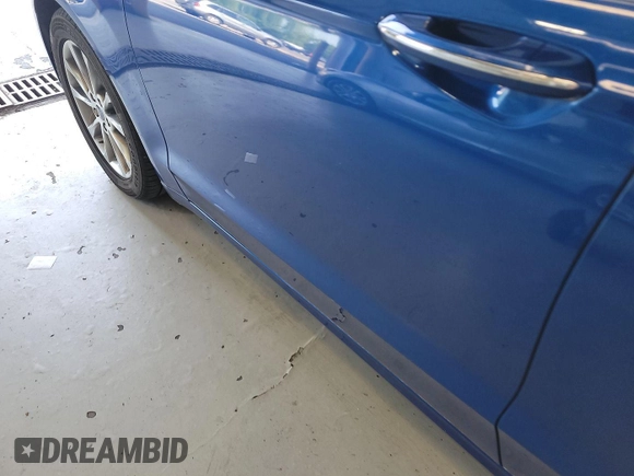 2017 Ford Fusion SE with VIN 3FA6P0HD5HR193177, listed as a IAAI auction lot 42639240 with 38,335 mi miles and . Bid and sale history available at DreamBid. Image 2.