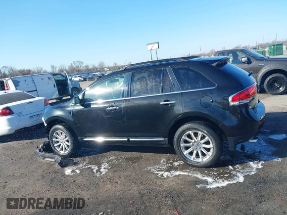 2014 Lincoln MKX with VIN 2LMDJ6JK1EBL18295, listed as a IAAI auction lot 41658053 with 93,931 mi miles. Bid and sale history available at carsss.com. Image 14.
