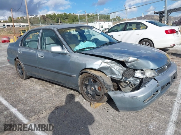 1996 Honda Accord LX with VIN 1HGCD5634TA291036, listed as a IAAI auction lot 41583543 with 166,725 mi miles and . Bid and sale history available at carsss.com. Image 1.