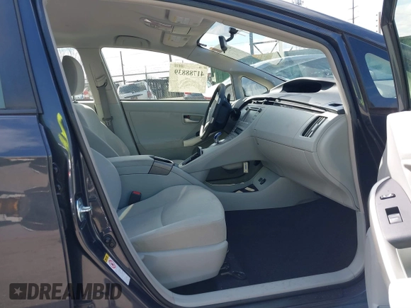 2015 Toyota Prius Four with VIN JTDKN3DUXF0432144, listed as a IAAI auction lot 41788839 with 126,462 mi miles. Bid and sale history available at carsss.com. Image 5.