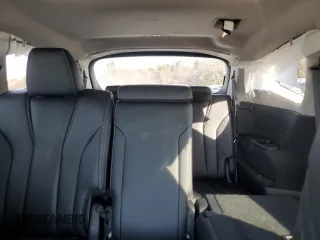2022 Acura MDX Technology z VIN 5J8YD9H42NL010491, wystawiony jako Copart lot #42960265 z przebiegiem Nie podano mil oraz Szkoda całkowita • Salvage title. Historia ofert i sprzedaży dostępna na DreamBid. Obrazek 10.