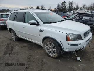 2014 Volvo XC90 with VIN YV4952CZ7E1689841, listed as a Copart auction lot 43952565 with 99,977 mi miles and Salvage Title. Bid and sale history available at carsss.com. Image 4.