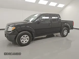 2020 Nissan Frontier S z VIN 1N6ED0EA5LN710351, wystawiony jako Copart lot #52932615 z przebiegiem 106 327 mil mil oraz Czysty tytuł • Clean title. Historia ofert i sprzedaży dostępna na DreamBid. Obrazek 1.