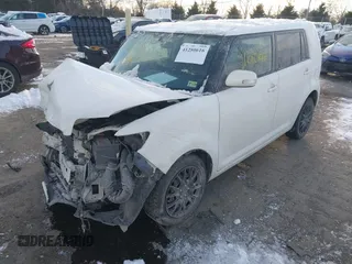 2009 Scion xB with VIN JTLKE50E491066453, listed as a IAAI auction lot 41280616 with 121,822 mi miles. Bid and sale history available at carsss.com. Image 18.