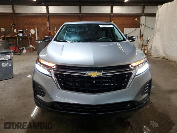 2023 Chevrolet Equinox LS z VIN 3GNAXSEG7PL174248, wystawiony jako Copart lot #50692335 z przebiegiem 51 303 mil mil oraz Szkoda całkowita • Salvage title. Historia ofert i sprzedaży dostępna na DreamBid. Obrazek 5.