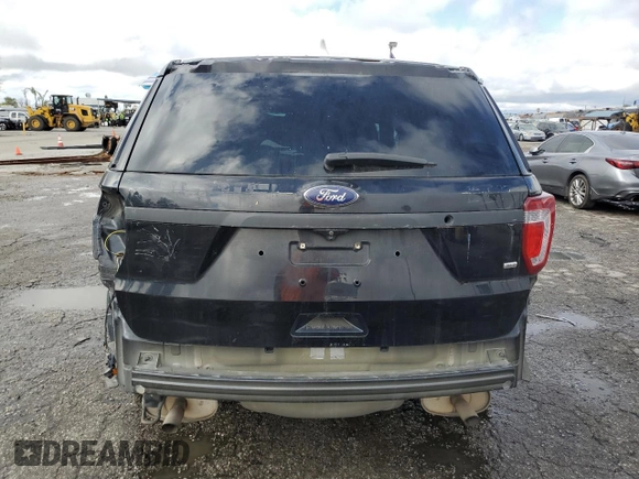 2017 Ford Police Interceptor Utility z VIN 1FM5K8AR6HGB33761, wystawiony jako Copart lot #43651195 z przebiegiem Nie podano mil oraz Tytuł czysty. Historia ofert i sprzedaży dostępna na DreamBid. Obrazek 6.