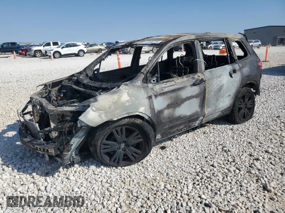 2021 Honda Passport Sport z VIN 5FNYF7H23MB015504, wystawiony jako Copart lot #47200735 z przebiegiem Nie podano mil oraz Nie do naprawy • Non repairable. Historia ofert i sprzedaży dostępna na DreamBid. Obrazek 1.