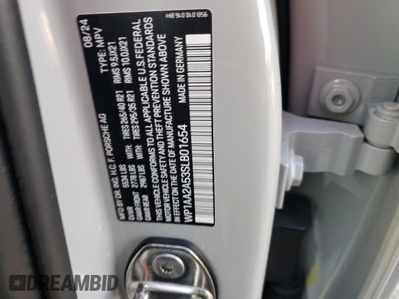 2025 Porsche Macan with VIN WP1AA2A53SLB01654, listed as a Copart auction lot 85136994 with 1,185 mi miles and Salvage title. Bid and sale history available at DreamBid. Image 14.