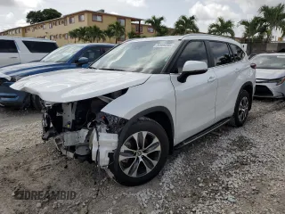 2024 Toyota Highlander LE with VIN 5TDKDRAH6RS534720, listed as a Copart auction lot 59989285 with 12,626 mi miles and Salvage title. Bid and sale history available at DreamBid. Image 1.