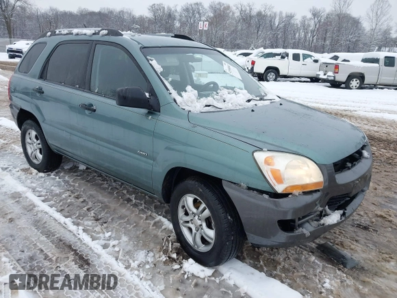 2008 Kia Sportage LX with VIN KNDJE723487467172, listed as a IAAI auction lot 41568843 with 159,786 mi miles and . Bid and sale history available at carsss.com. Image 1.